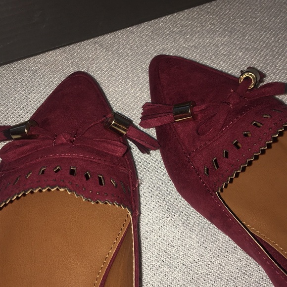 Covington Burgundy Flats 🆕 - Picture 6 of 8